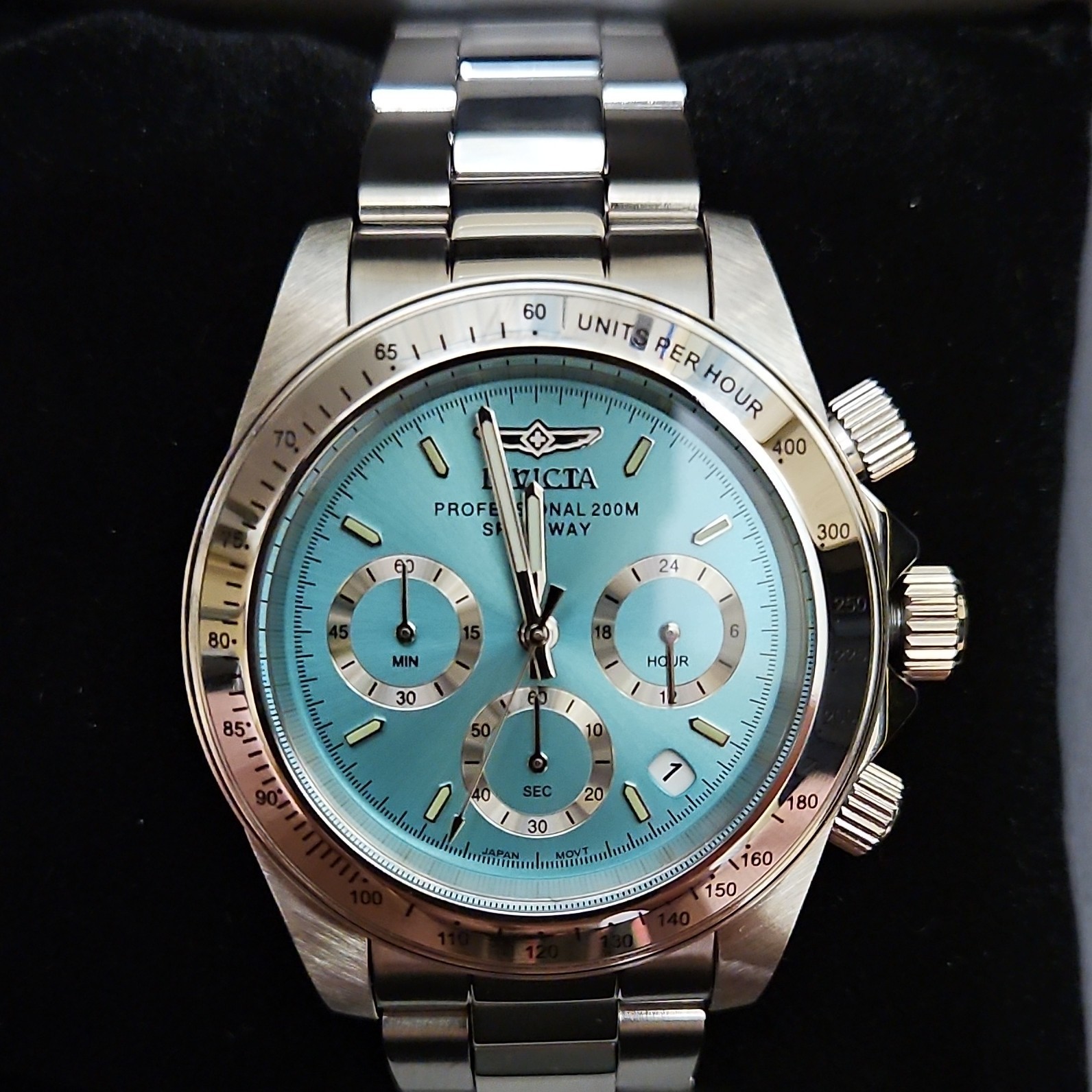 Invicta Speedway Chronograph Quartz Blue Dial SS Bracelet 200m Tachymeter
