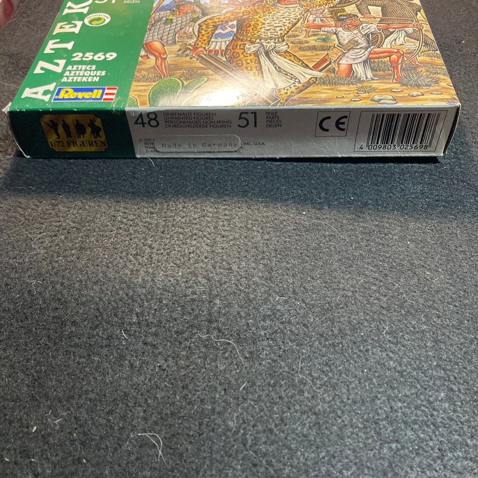 51 figuras Revell 2569 aztecas escala 1/72 Conquista de México Foto 4 de 4