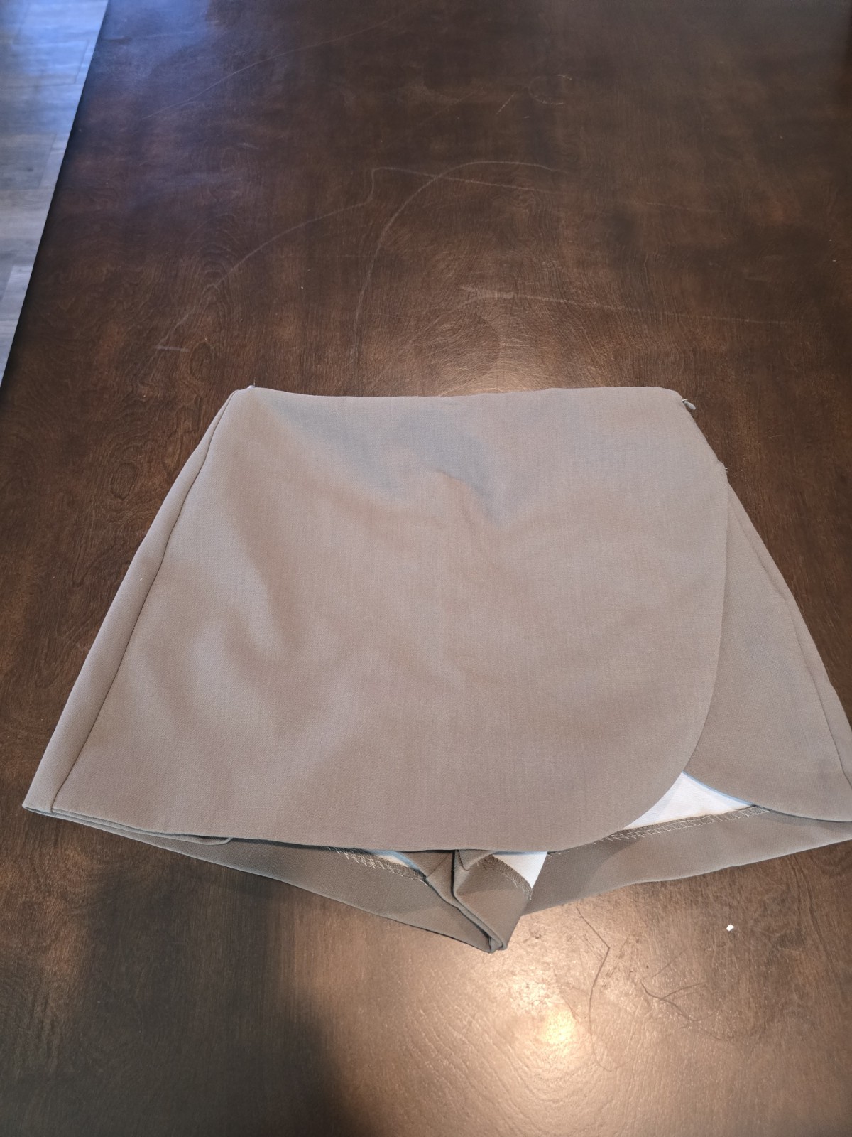 Zara Women's Beige Short/Skirt Size M