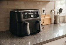 Ninja DZ401 Foodi 10-Qt 6-in-1 XL Air Fryer (Certified Refurbished)