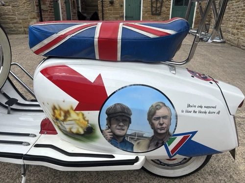 “The Italian Job” Lambretta SX150. - Picture 6 of 7