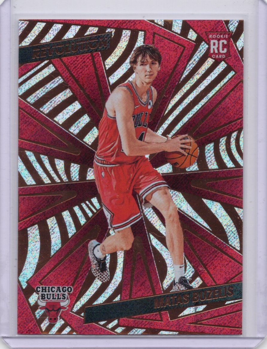 2024-25 Panini Revolution - Rookies Matas Buzelis #129 (RC) Chicago Bulls