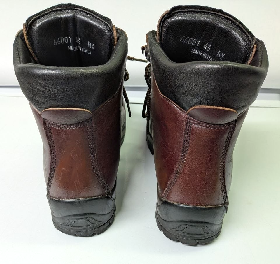 Scarpa Brown Black Leather Mountaineering Hiking Boots size 9 Made in Italy s-l1200.jpg main image 3