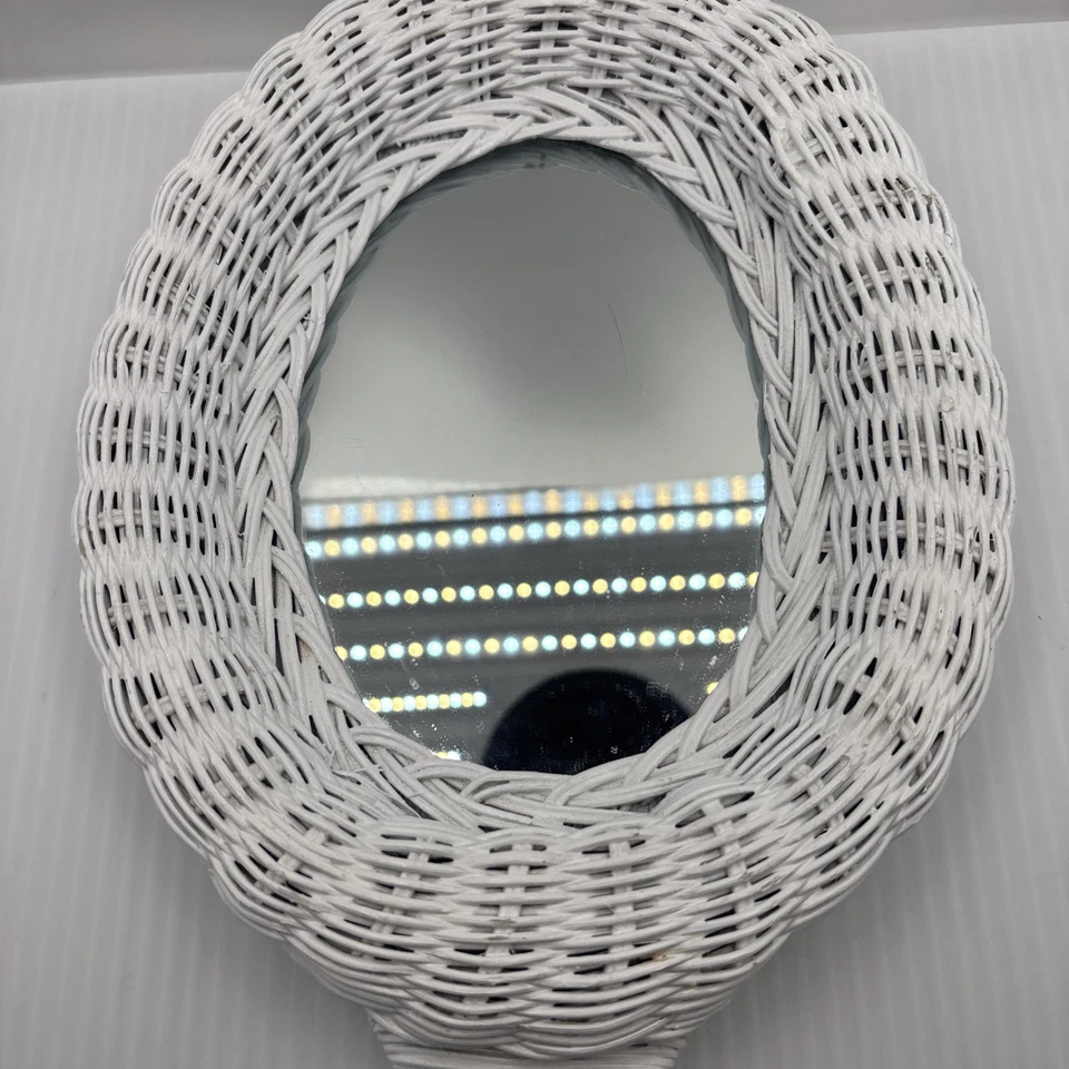 Espejo de tocador de mano vintage de mimbre blanco 8x15 ovalado decoración de maquillaje Shabby Chic Foto 2 de 4