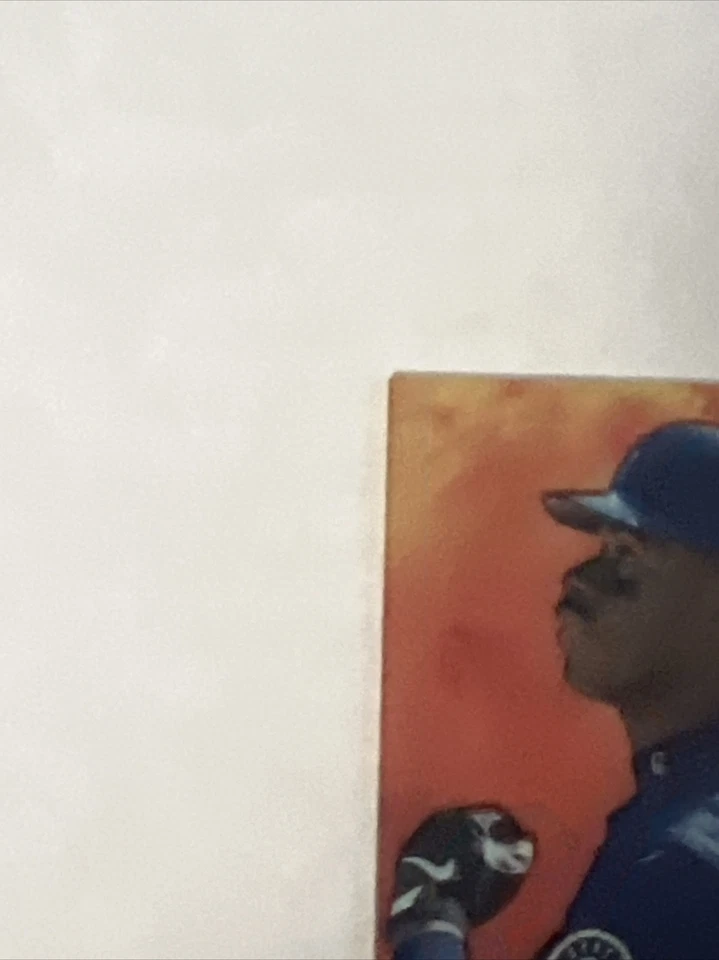 Ken Griffey Jr. 1997 Skybox Metal Universe Blast Furnace  - Image 2 of 4