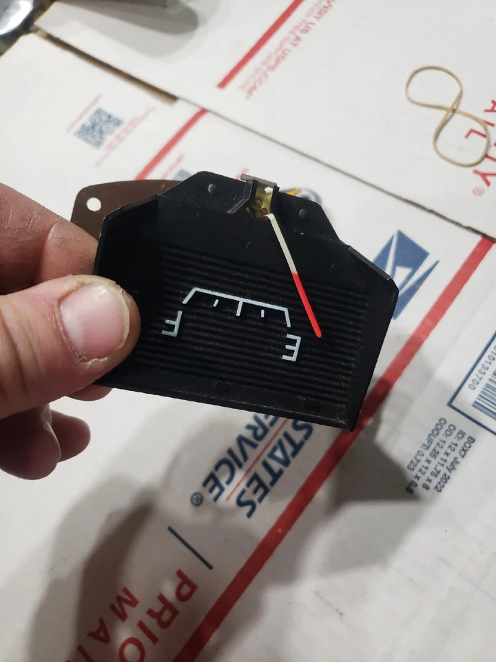 GM NOS 1962 BUICK Electra Invicta LeSabre AC GAS INDICADOR DE COMBUSTIBLE pieza # 5643938 OEM Foto 4 de 4