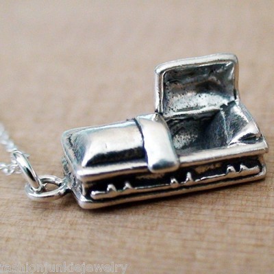 Schatulle Charm Halskette - 925 Sterling Silber 3D Sarg Mortician Gothic Halloween