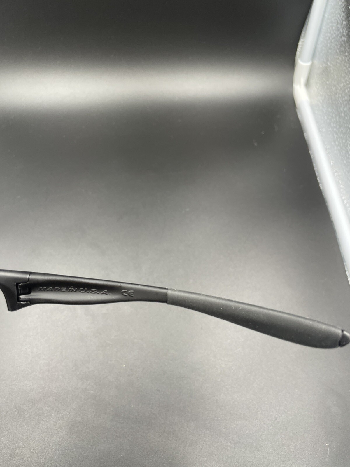 Oakley Commit Squared Matte Black Frame - image 4