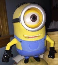 Despicable Me Minion Deluxe Talking Stuart Toy Figure w/ Free Moving Arms
