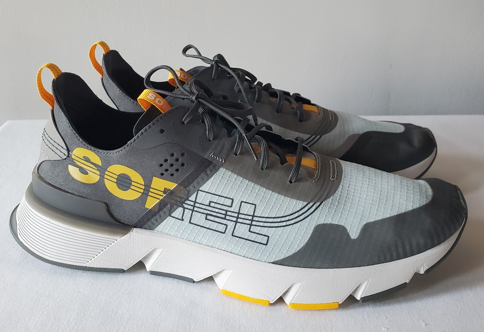SAOLA Scarpe da corsa Sorel Kinetic NM4621 028 uomo multicolore atletiche taglia 10 senza scatola