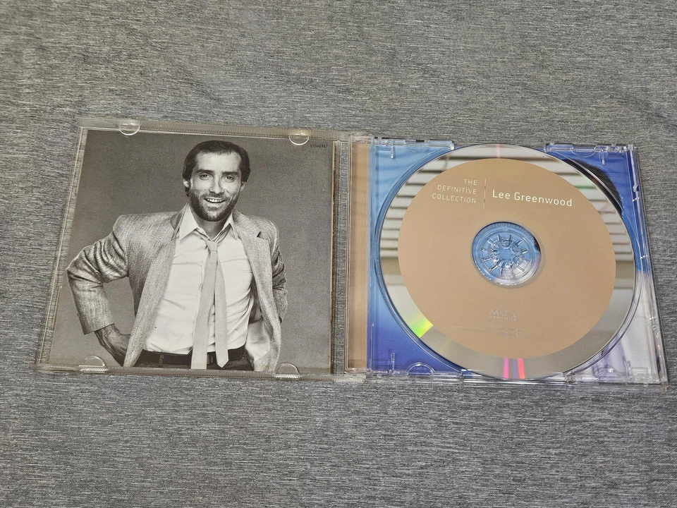 Lee Greenwood CD The Definitive Collection Country Greatest Hits 2006 MCA UMe Foto 2 de 3