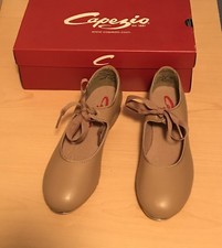 Capezio 625 Size 6M Caramel Jr.Tyette Tap Shoes