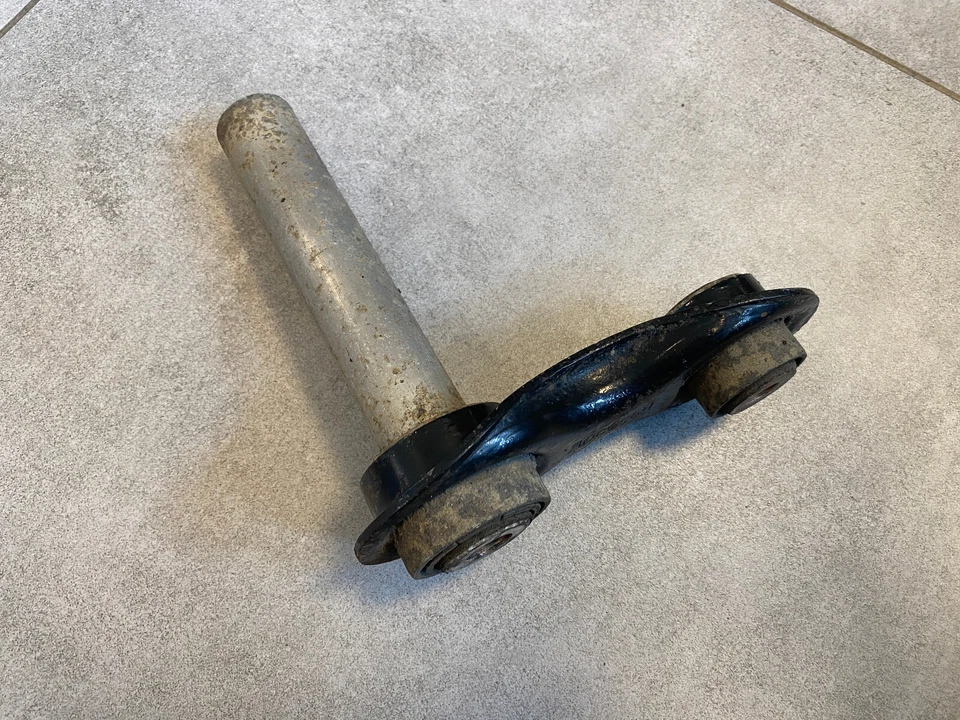 正品宝马 X5 E70 X6 E71 整体链接 33326774476 — 第 4/4 张图片