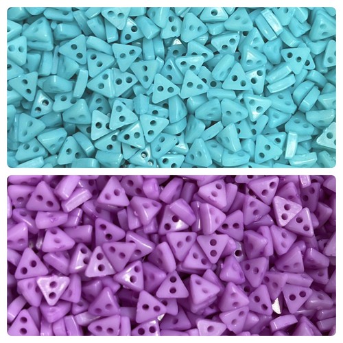50, 100 or 200 6mm Triangle buttons GROUP A 2 hole doll 6mm triangle GROUP A - Picture 5 of 7