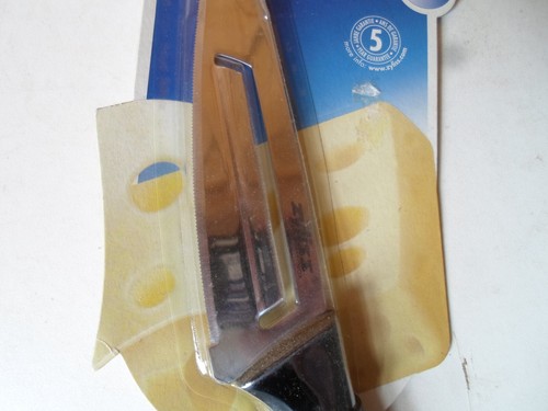 Zyliss Cheese Plane / Slicer / Server Multitool Black handle 24cm - Picture 3 of 5