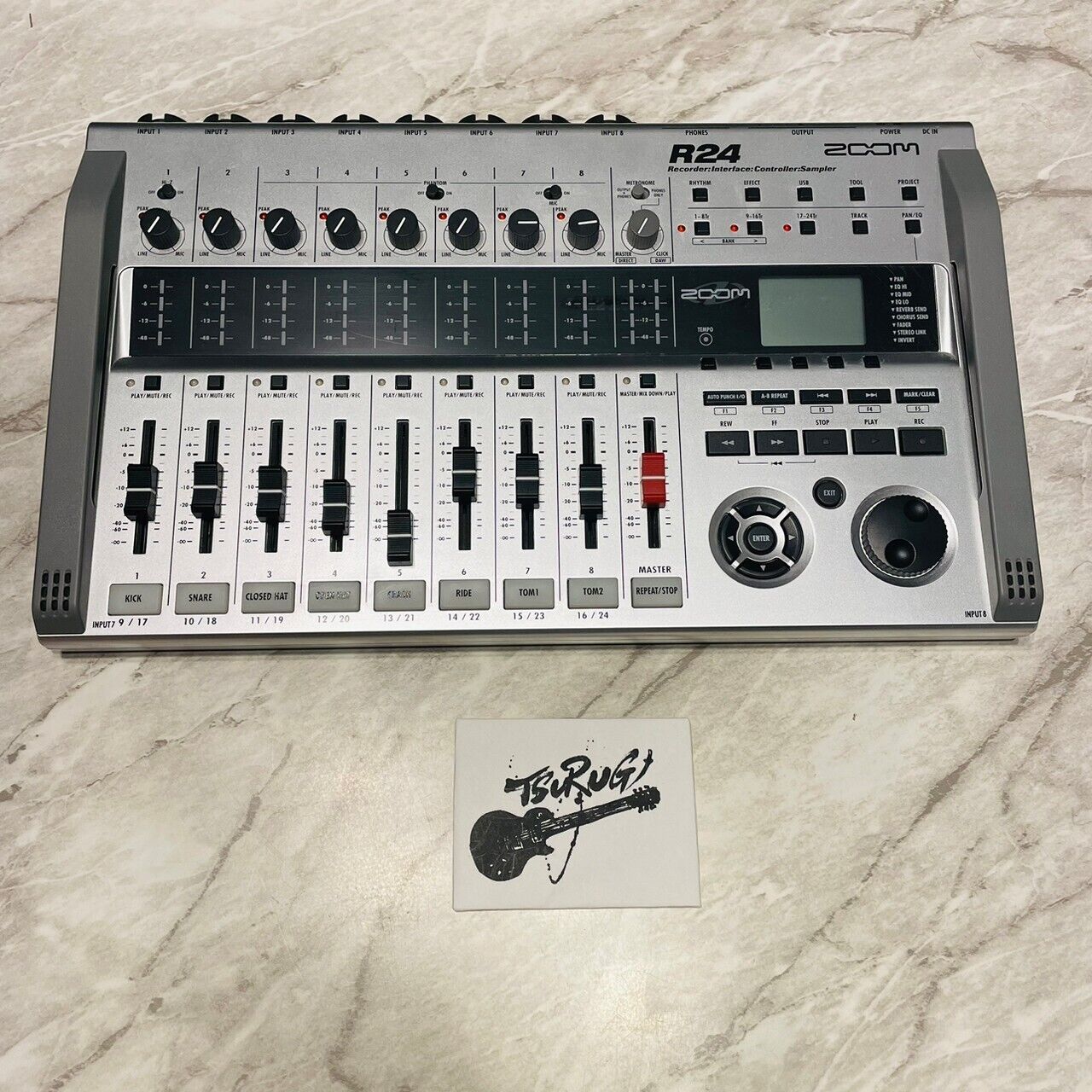 Zoom R24 Multi-track recorder 8-track simultaneous recording 24