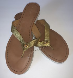 Authentic coach para mujer Talla 9.5 B Sandalias Ojotas de cuero oro Shelly  | eBay