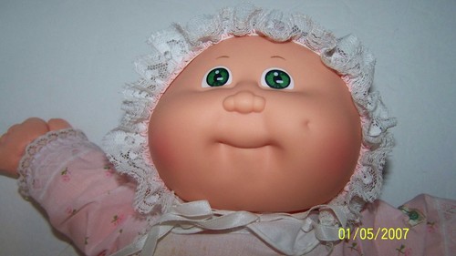COLECO PREEMIE GIRL PINK NIGHTGOWN CABBAGE PATCH KIDS - Picture 2 of 4
