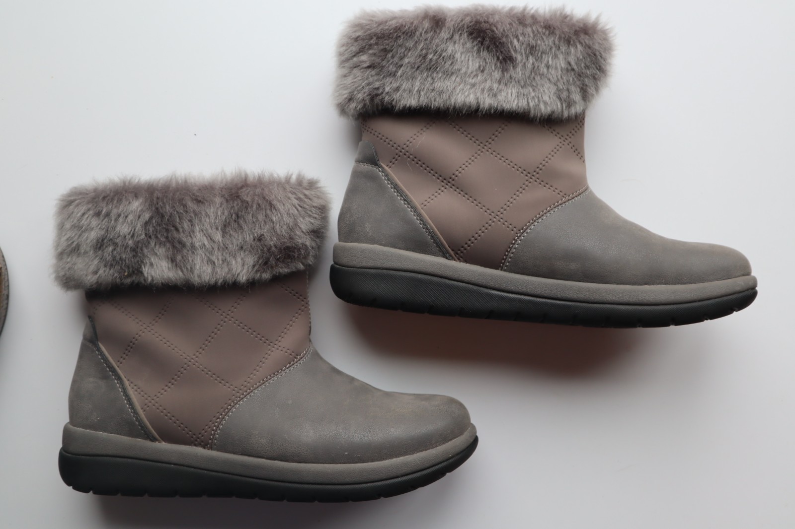 Gray CLARKS CLOUDSTEPPERS Pull On Cabrini Reef An… - image 2