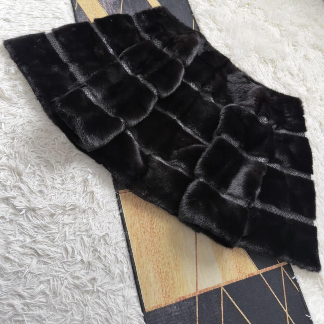 Black Mink Fur Cropped Jacket Python Trim Horizon… - image 7