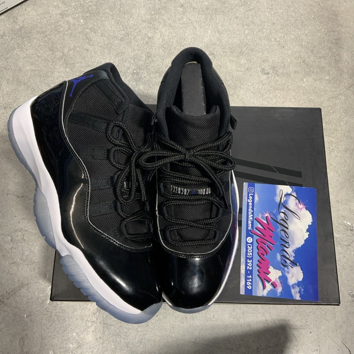Air Jordan Retro 11 シューズ 8 (US) Nike Air Jordan 11 Retro Jubilee Anniversary Women Size 8.5