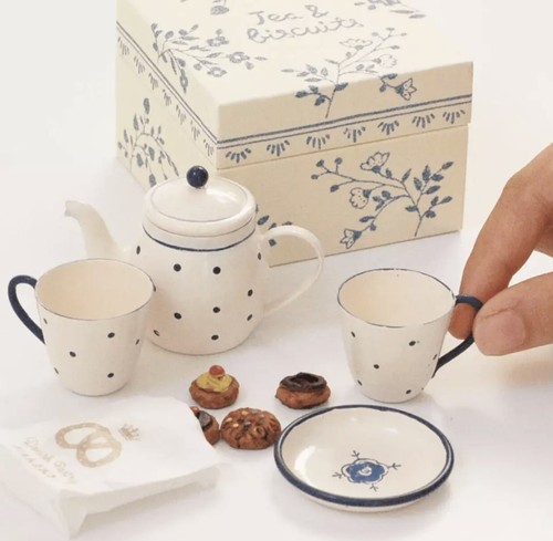 Maileg Tea Time Set mit Keksen & Leckereien in Box Vintage inspiriert Miniatur Essen - Bild 8 von 8