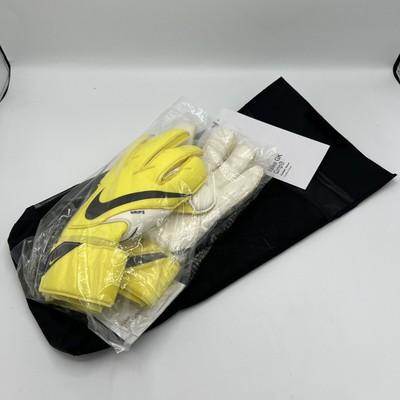 Nike GK Vapor Grip 3 ACC Goalkeeper Soccer Gloves Adult Unisex Size 8 CN5651-765