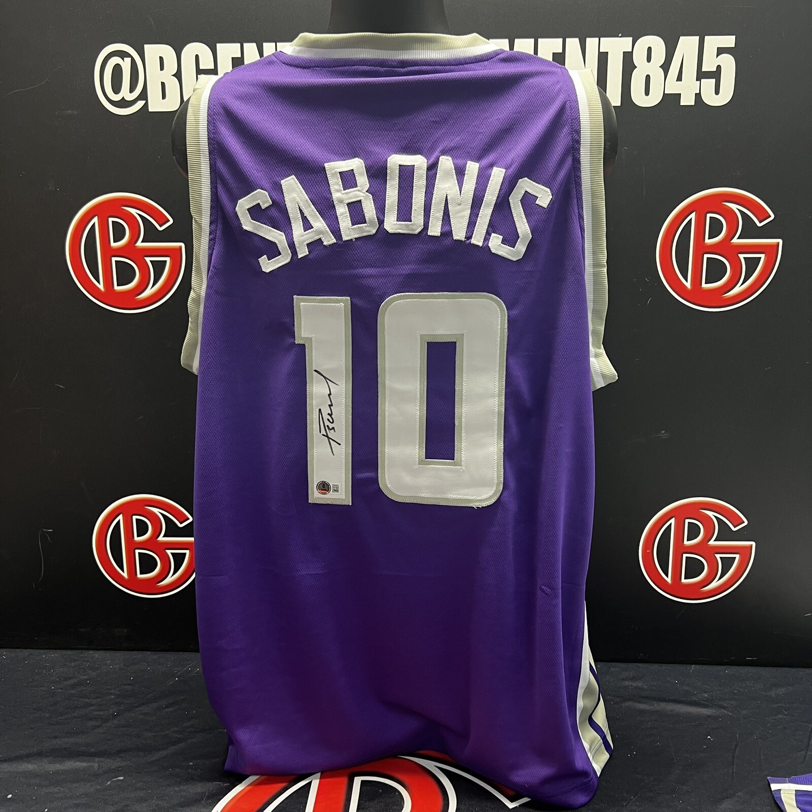 Domantas Sabonis Autographed Signed Sacramento Kings Purple Jersey Beckett BAS 