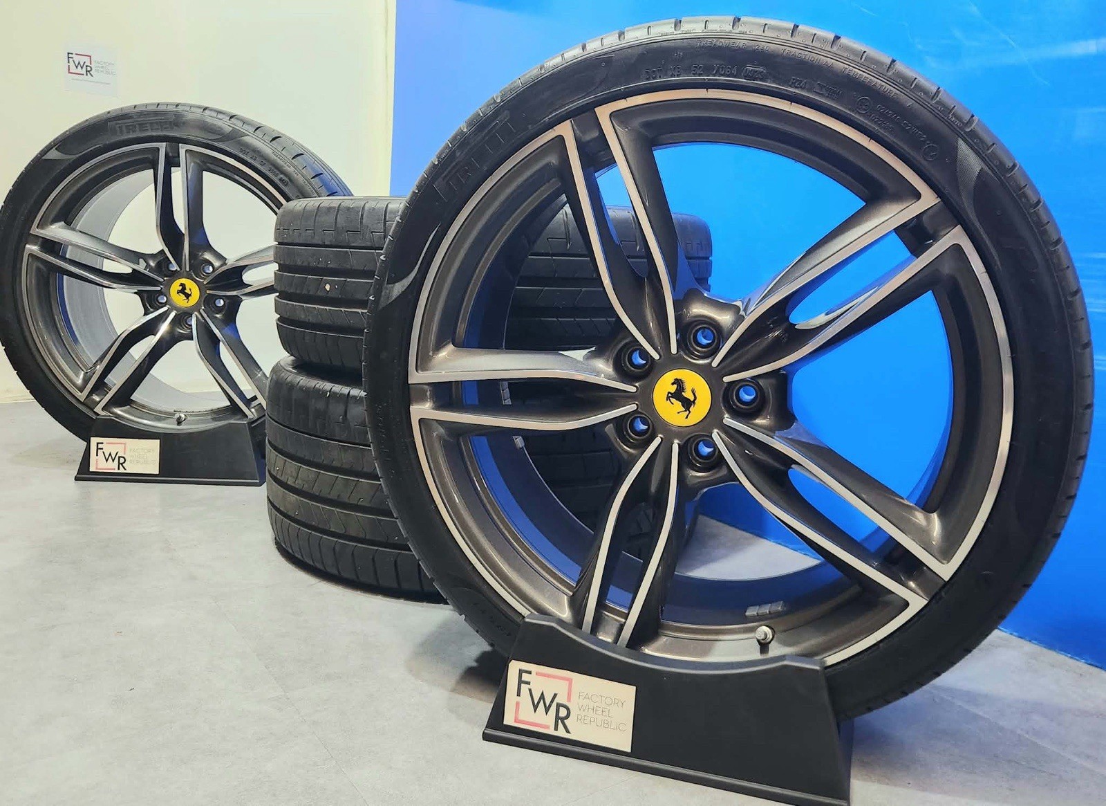 Ferrari Roma 1985-1990 Wheels 4 pcs P/N 881326