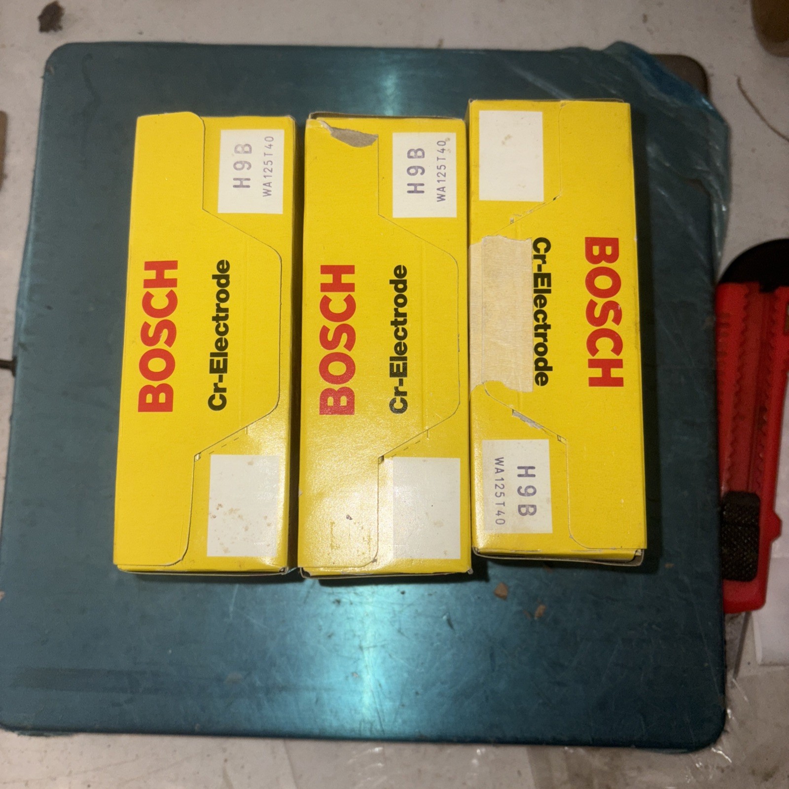 Bosch CR  electrode spark plug H9B