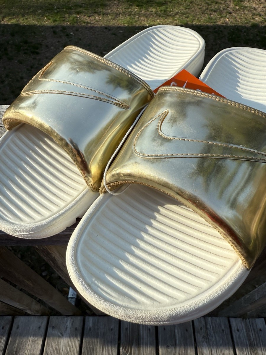 NIKE BENASSI SOLARSOFT MENS METALLIC GOLD SLIDES 696116-770