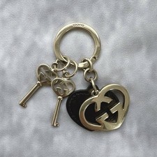 Gucci Keyring Keychain Heart Interlocking G Logo Key Charm Gold Metal New W/Box