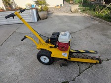 2023 Trancheuse de sol Groundhog Carlson TR12 comme Neuf