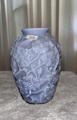 Frank's Closet Fenton Cased Periwinkle Blue Dogwood Floral Vase