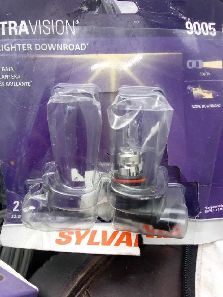 9005 Sylvania XtraVision bombilla halógena para faros (paquete de 1); Foto 4 de 4