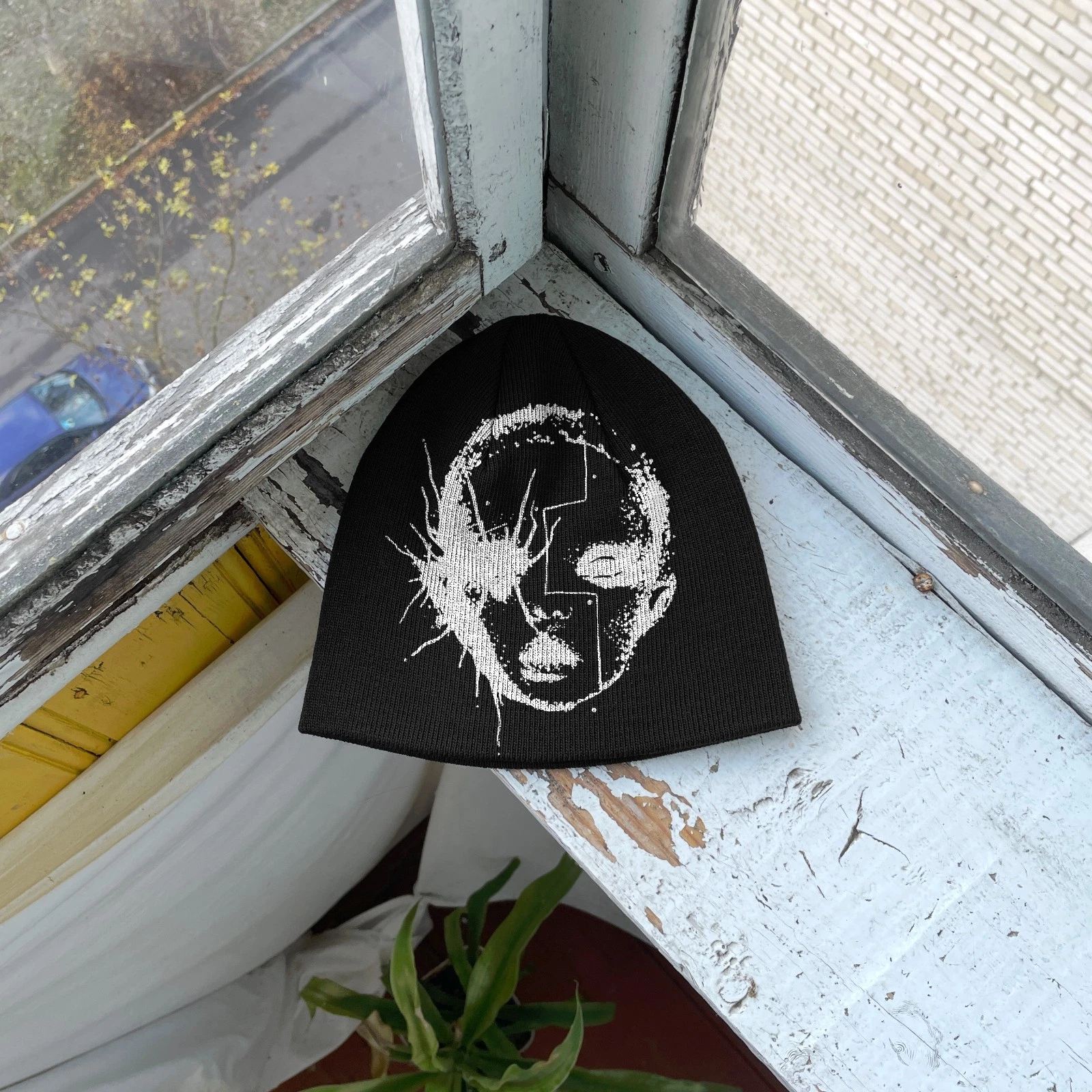 Broken Face Beanie – Distressed Y2K Grunge Black Hat