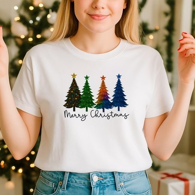 2025 Weihnachten Unisex, Night before Christmas Family, beleuchteter Baum (CH)