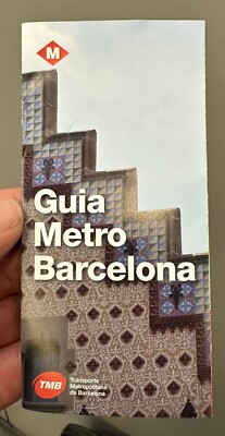 BRANDNEU Top Zustand Barcelona Metro Taschenformat Karte September 2023