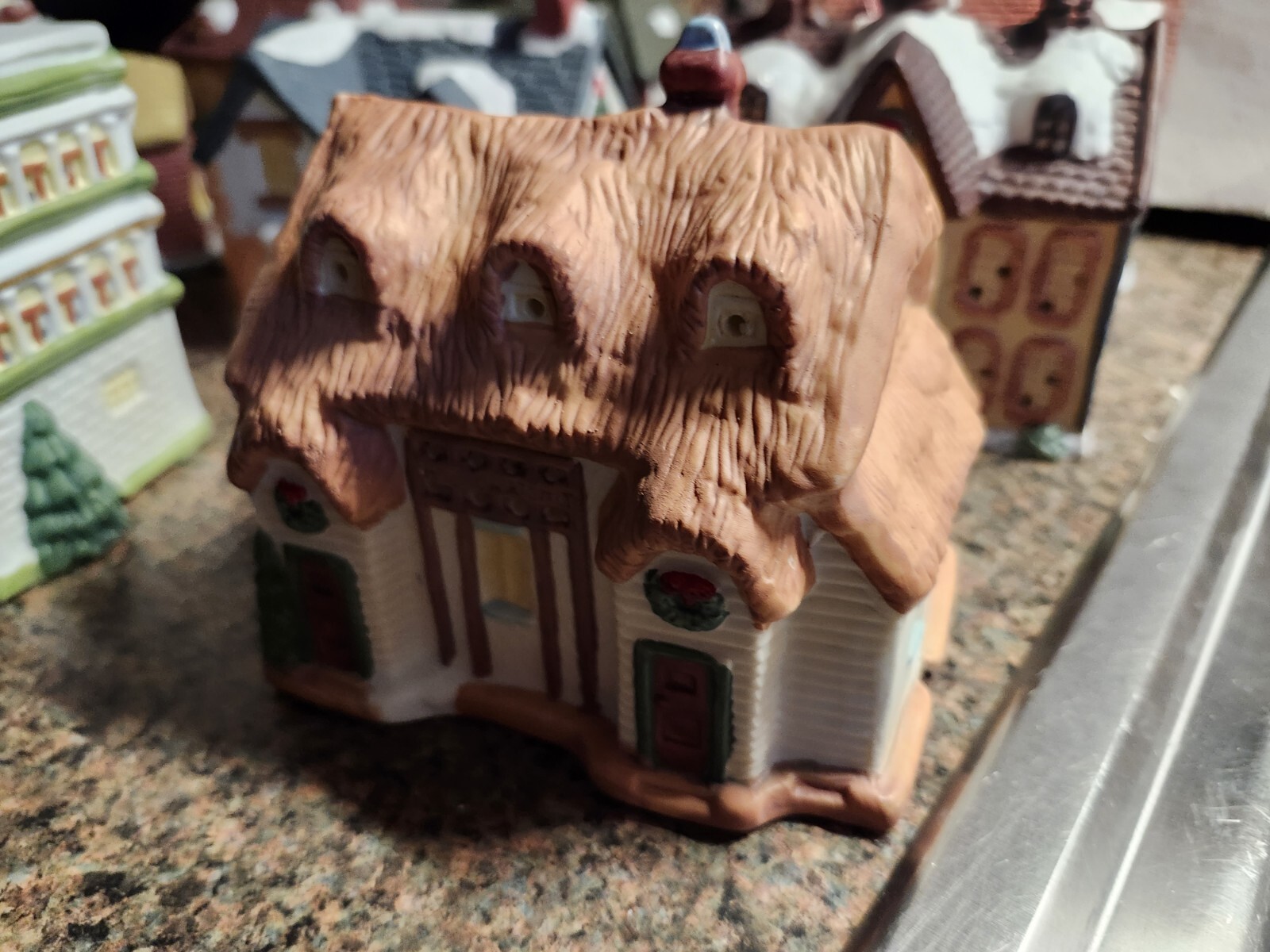 Santa's Best Dickens of London Christmas Village 10 Porcelain Houses In