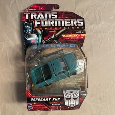 NIB Hasbro Transformers Generations Deluxe Class SERGEANT KUP Action Figure Toy