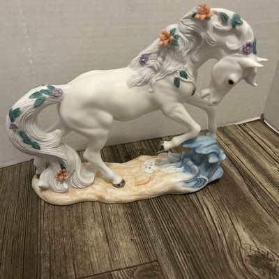 Lenox Princeton Gallery Porcelain Unicorn  Love s Paradise  1993 Beach Theme HTF