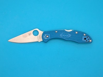 Spyderco Delica 4 Plain Edge Lockback Knife! Blue Handle! VG-10 Blade!