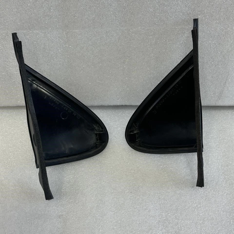 1998 1999 2000 2001 2002 2003 TOYOTA SIENNA EXTERIOR MIRROR CORNER TRIM MOLDINGS - Image 2 of 4
