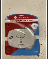 First Alert Plug-In w/Battery Back-up Electro...