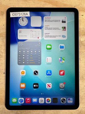 Apple iPad Air (5th Generation) 256GB, Wi-Fi + 5G, 10.9in - Space Gray ID073126A