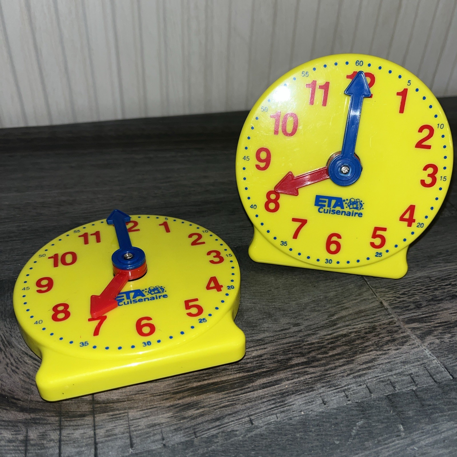 ETA CUISENAIRE Geared MINI Clock Teacher Home School Math Ma