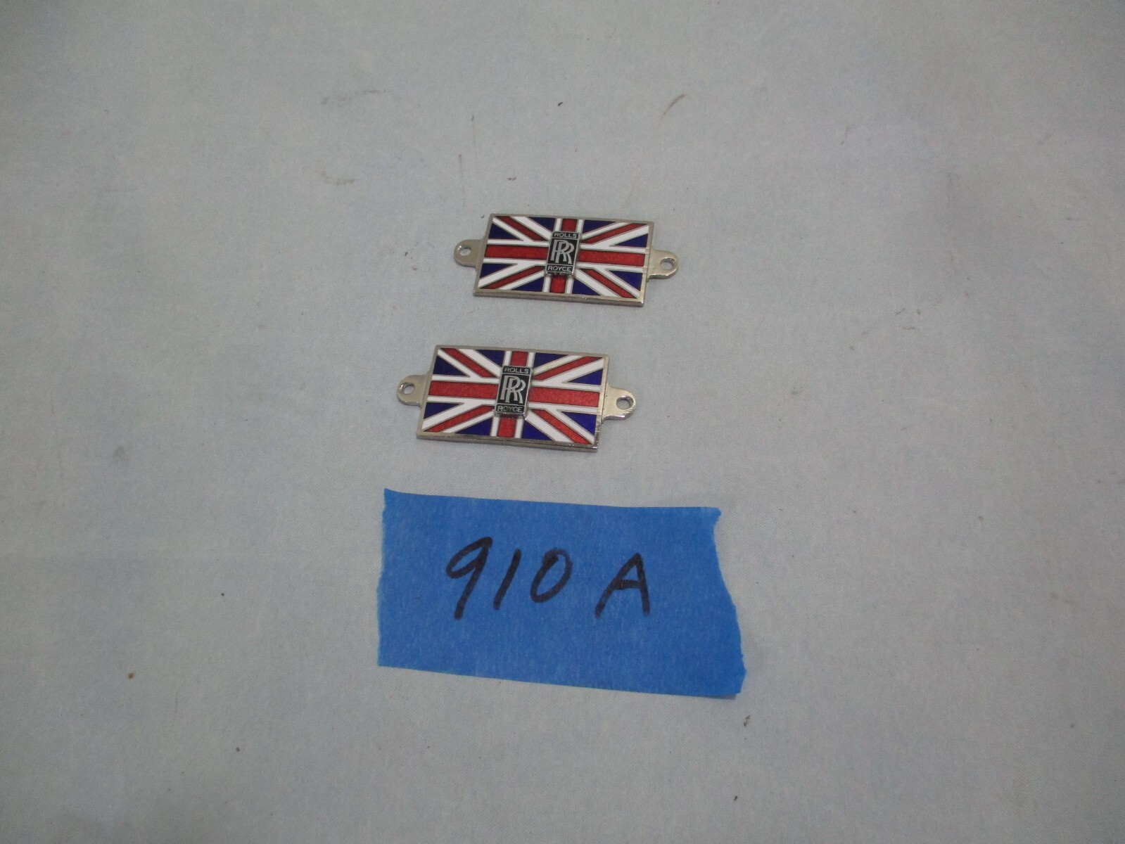 Rolls-Royce fender badges