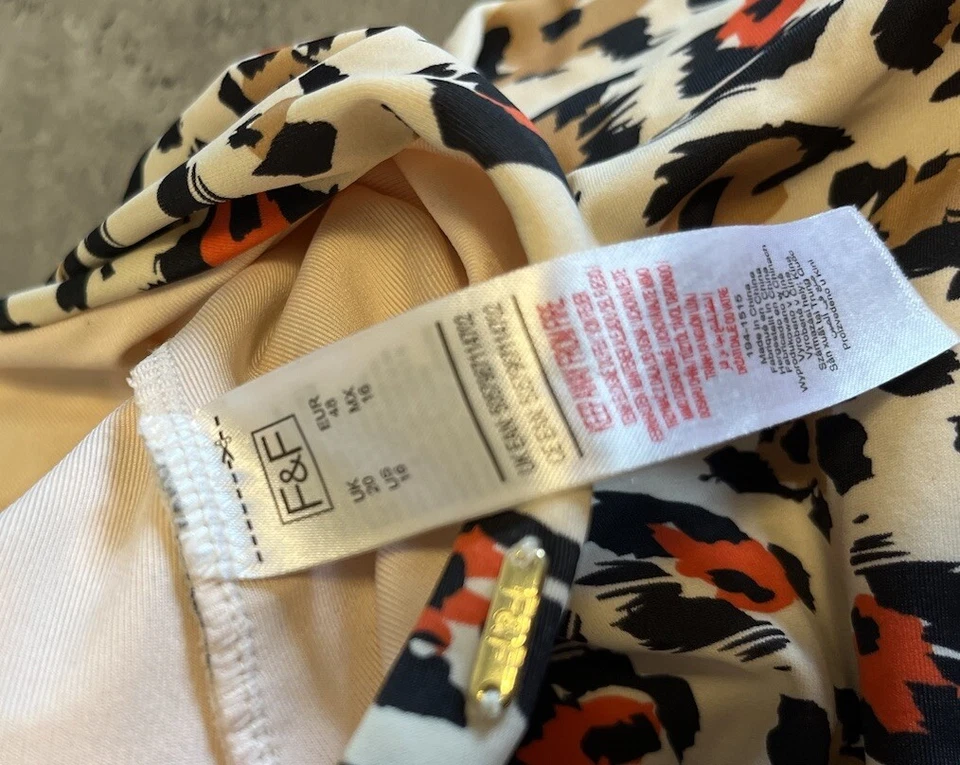 Swimming Costume Size 20 F&F blush/animal print fully lined pad cup - Image 4 of 4