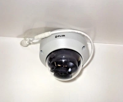 FLIR BY LOREX FLIR N247V3 Motorized Dome Camera 3MP Vdome MVF Network Camera 60Hz