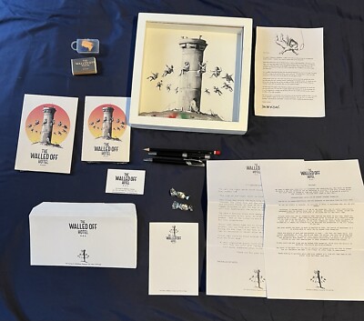 Banksy The Walled Off Hotel Box Set Druck, Postkarten, Seife, Stift, Bleistift Quittung